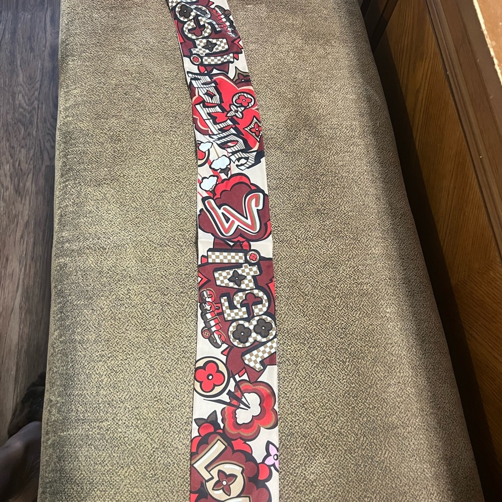 Louis Vuitton scarf authentic